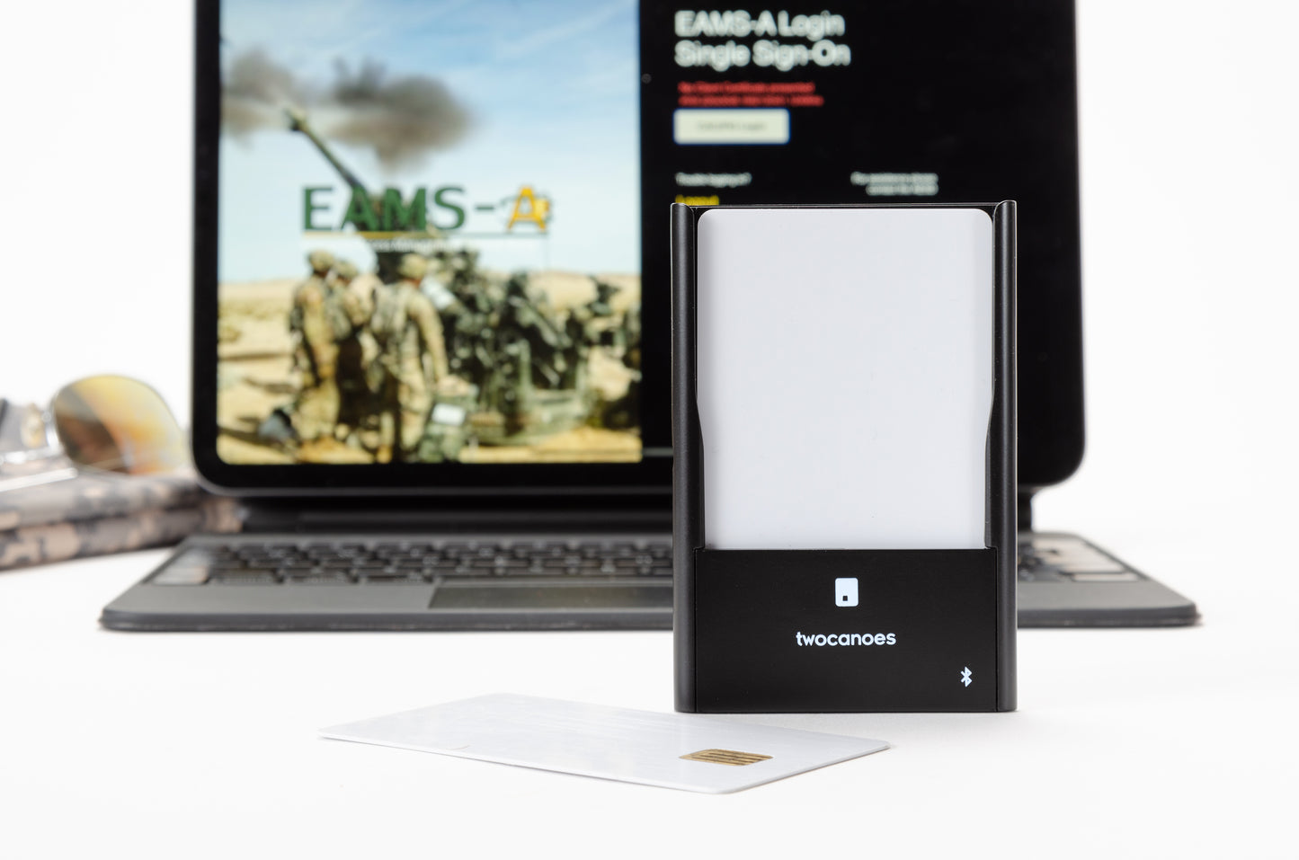 Smart Card Utility Bluetooth Reader for iPhone and iPad (iOS 14 or later)