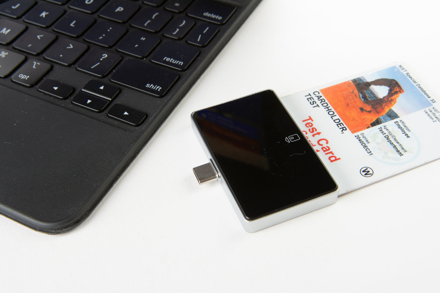 Smart Card Utility USB-C Reader